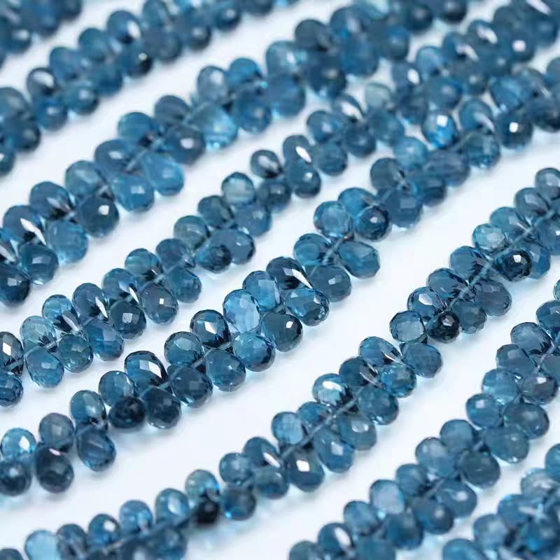 Jewelry Making In London - 6A London Blue Topas Tropfen facettiert